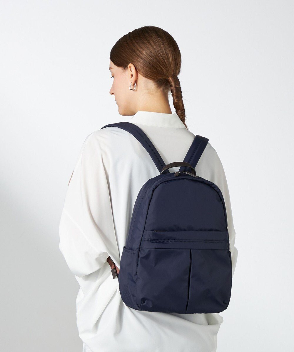 【イザック/Y'SACCS】のナイロンタフタ リュックサック インテリア・キッズ・メンズ・レディースファッション・服の通販 founy(ファニー) 　ファッション　Fashion　レディースファッション　Fashion for Women　バッグ　Bags　おすすめ　Recommended / Our Picks　タフタ　Taffeta, Structured Fabric　フロント　Front, Front Design　ポケット　Pocket, Pocket Detail　メッシュ　Mesh, Net Fabric　リュック　Backpack, Rucksack　旅行　Travel　軽量　Lightweight, Ultra Light　ネイビー|ID: prp329100004677132 ipo3291000000034425320