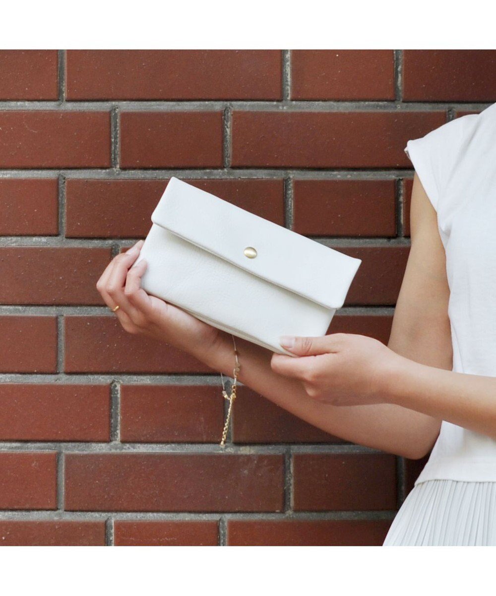 【アンビリオン/UNBILLION】のperche 牛革袋縫いかぶせ財布 インテリア・キッズ・メンズ・レディースファッション・服の通販 founy(ファニー) ファッション Fashion レディースファッション Fashion for Women ミニ財布・二つ折り財布 Wallets & Card Cases おすすめ Recommended / Our Picks オイル Body Oil 日本製 Made In Japan 財布 Wallet, Purse アイボリー|ID: prp329100004677187 ipo3291000000034268070