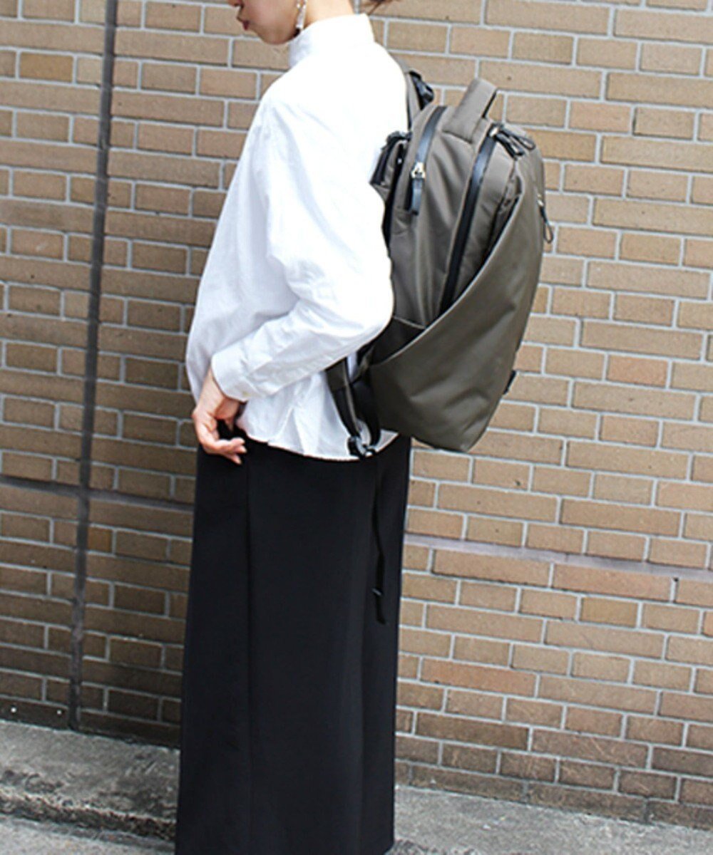 【イザック/Y'SACCS】のWELLBA リュックサック【TVドラマ衣装提供商品】 インテリア・キッズ・メンズ・レディースファッション・服の通販 founy(ファニー) 　ファッション　Fashion　レディースファッション　Fashion for Women　バッグ　Bags　ショルダー　Shoulder, Shoulder Strap　シンプル　Simple, Minimal　スタイリッシュ　Stylish, Fashionable　スマート　Smart, Elegant　スリーブ　Sleeve, Long Sleeve / Short Sleeve　ダウン　Down, Puffer　ポケット　Pocket, Pocket Detail　メッシュ　Mesh, Net Fabric　リップ　Lip, Lip Motif　リュック　Backpack, Rucksack　カーキ|ID: prp329100004677204 ipo3291000000034268248