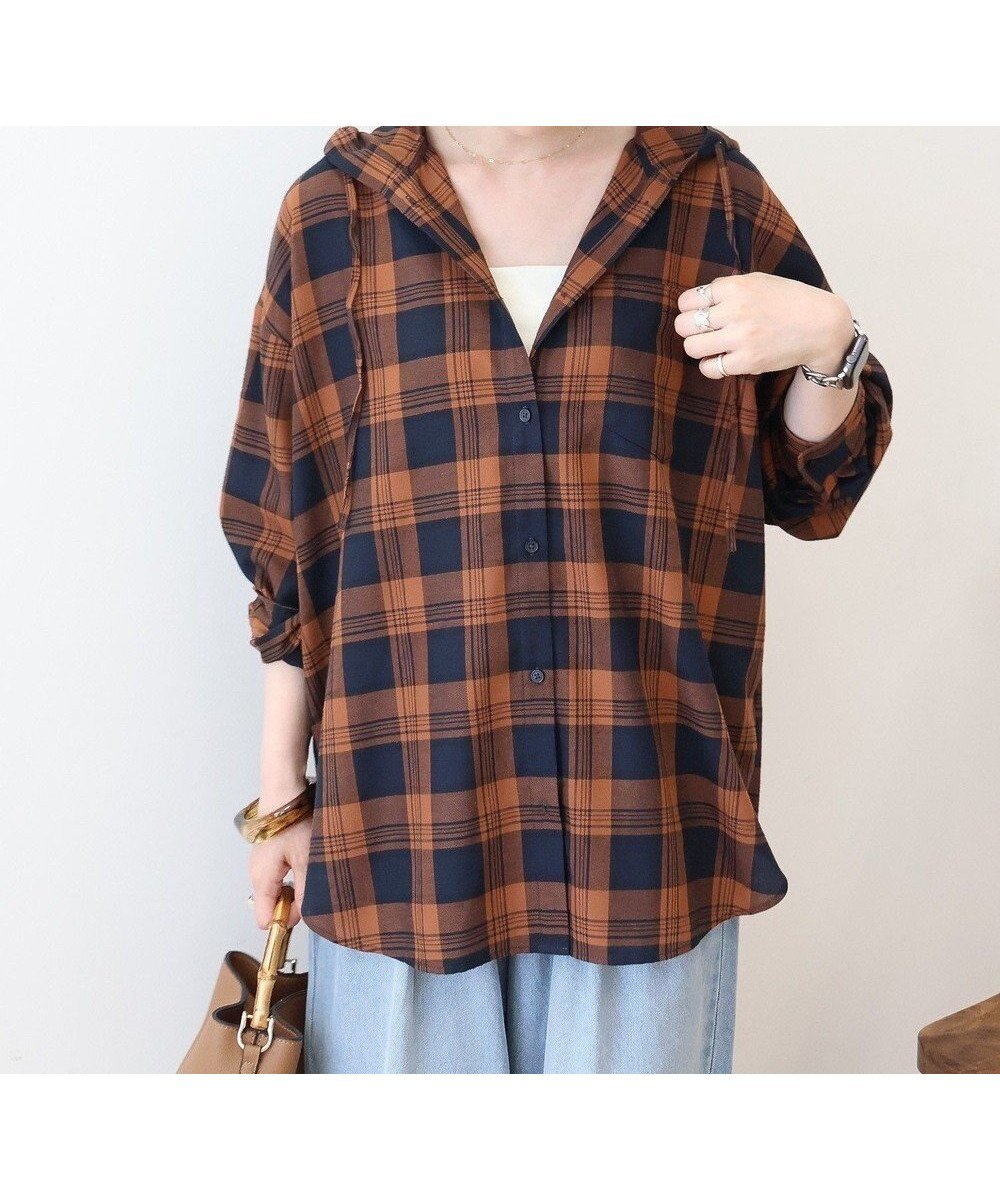 【アメリカンホリック/AMERICAN HOLIC】のチェックフードシャツ インテリア・キッズ・メンズ・レディースファッション・服の通販 founy(ファニー) 　ファッション　Fashion　レディースファッション　Fashion for Women　トップス・カットソー　Cut & Sew Tops　シャツ・ブラウス・オフィスカジュアル　Elegant Blouses & Button-Ups　アメリカン　American Style　秋　Autumn　キャミワンピース　Cami Dress, Slip Dress　スタイリッシュ　Stylish, Fashionable　デニム　Denim, Jeans Material　トレンド　Trend, Trending Now　ポケット　Pocket, Pocket Detail　羽織　Haori, Light Jacket　A/W・秋冬　Autumn/Winter　新作・新入荷　New Arrivals / New In　Navy|ID: prp329100004677375 ipo3291000000033793353