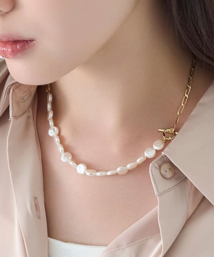 【フィービィー/phoebe】のメタリックパールチョーカーネックレス/41cm インテリア・キッズ・メンズ・レディースファッション・服の通販 founy(ファニー) https://founy.com/ ファッション Fashion レディースファッション Fashion for Women ジュエリー Jewelry ネックレス Necklaces & Pendants アクセサリー Fashion Accessories シンプル Simple, Minimal デコルテ Décolleté, Neckline ネックレス Necklace, Pendant Necklace パール Pearl, Pearl Accent フラット Flat, Flat Shoes モチーフ Motif, Design Theme エレガント 上品 Elegant |ID: prp329100004677454 ipo3291000000033793742