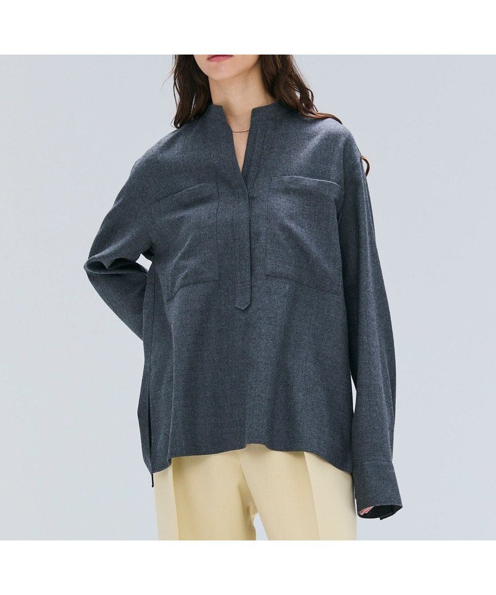 【ベイジ,/BEIGE,】のTERNES / ビックポケットプルオーバーウールブラウス インテリア・キッズ・メンズ・レディースファッション・服の通販 founy(ファニー) 　ファッション　Fashion　レディースファッション　Fashion for Women　トップス・カットソー　Cut & Sew Tops　シャツ・ブラウス・オフィスカジュアル　Elegant Blouses & Button-Ups　カジュアルプルオーバー・ニットトップス　Pullovers & Knit Tops / Casual Pullovers　新作・新入荷　New Arrivals / New In　ショルダー　Shoulder, Shoulder Strap　スキッパー　Skipper, Open Collar　スリット　Slit, Slit Detail　ドロップ　Drop Shoulder, Dropped Style　ハイネック　High Neck, Mock Neck　ポケット　Pocket, Pocket Detail　リラックス　Relax, Relaxed Fit　ロング　Long, Long-Length　A/W・秋冬　Autumn/Winter　Md.Gray|ID: prp329100004677504 ipo3291000000033794003