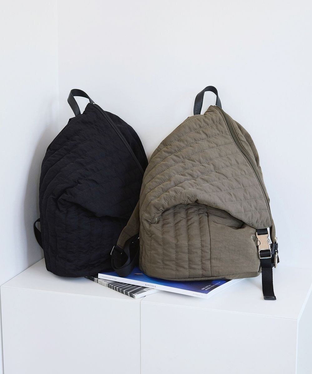 【トプカピ/TOPKAPI】の【TREASURE TOPKAPI】ナイロン キルティング アシンメトリー リュック インテリア・キッズ・メンズ・レディースファッション・服の通販 founy(ファニー) 　ファッション　Fashion　レディースファッション　Fashion for Women　バッグ　Bags　新作・新入荷　New Arrivals / New In　アシンメトリー　Asymmetrical Style　キルティング　Quilted, Quilting　コンビ　Combo, Combination Style　スマート　Smart, Elegant　ポケット　Pocket, Pocket Detail　メタル　Metal, Metal Parts　リュック　Backpack, Rucksack　傘　Umbrella, Parasol　グレー|ID: prp329100004677557 ipo3291000000033794248
