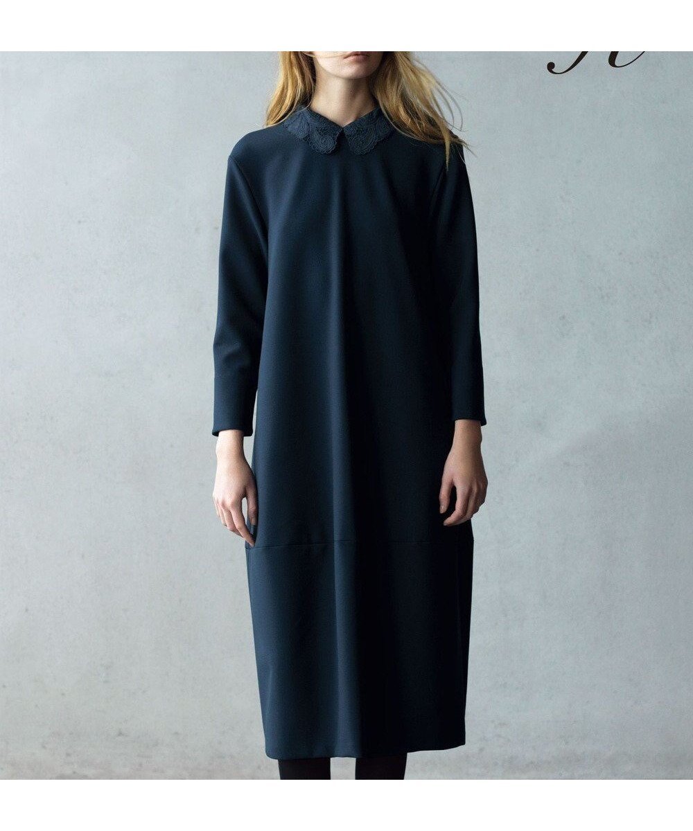 【23区/NIJYUSANKU】の【R(アール)】ダブルクロス レース襟 ワンピース 人気、トレンドファッション・服の通販 founy(ファニー) 　ファッション　Fashion　レディースファッション　Fashion for Women　ワンピース　Dresses　ストレッチ　Stretch, Stretchy Fabric　スリット　Slit, Slit Detail　タフタ　Taffeta, Structured Fabric　ダブル　Double, Double-Breasted　チュール　Tulip, Tulip Motif　人気　Popular, Best Seller　長袖　Long Sleeve, Full Sleeve　バランス　Balance, Style Balance　バロック　Baroque, Baroque Design　フォルム　Silhouette, Form　レース　Lace, Lace Fabric　A/W・秋冬　Autumn/Winter　冬　Winter / This Winter　新作・新入荷　New Arrivals / New In　エレガント 上品　Elegant　ビジネス 仕事 通勤　Business / Work / Commuting　2025年　2025　2025-2026秋冬・A/W　Autumn/Winter 2025–26 AW25–26　 other-1|ID: prp329100004677671 ipo3291000000033794804