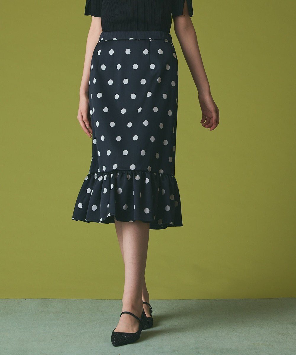 【グレース コンチネンタル/GRACE CONTINENTAL】のドットジャガードスカート 人気、トレンドファッション・服の通販 founy(ファニー) 　ファッション　Fashion　レディースファッション　Fashion for Women　スカート　Skirts　新作・新入荷　New Arrivals / New In　イタリア　Italy　クラシカル　Classical, Vintage-Inspired　ドット　Polka Dot, Dot Pattern　フリル　Frill, Ruffle　フレア　Flare, Flared　リュクス　Luxury, Elegant, High-End, Chic　A/W・秋冬　Autumn/Winter　 other-1|ID: prp329100004677753 ipo3291000000033795249