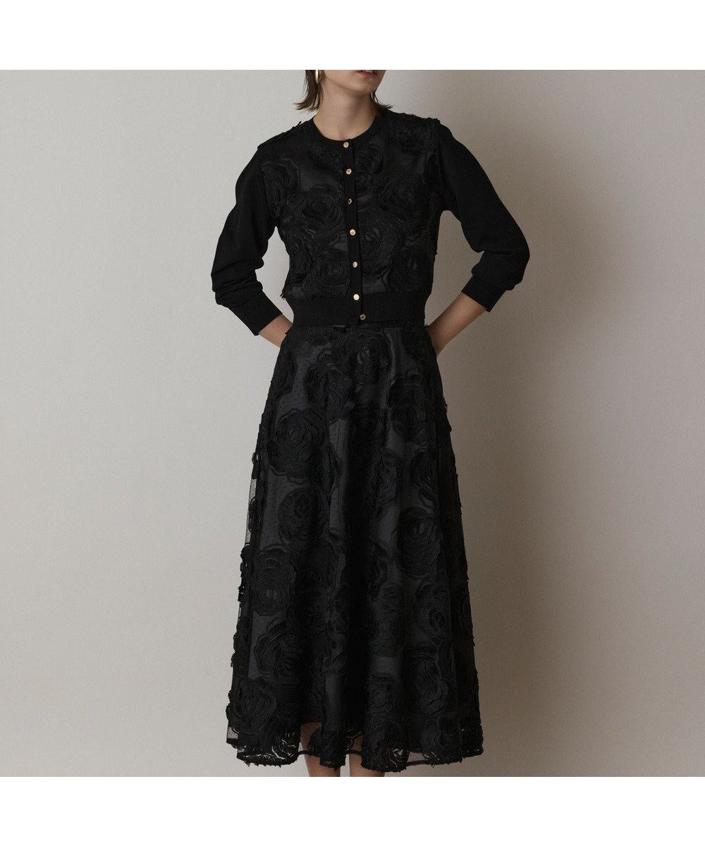 【グレース コンチネンタル/GRACE CONTINENTAL】のローズ刺繍ニットカーディガン インテリア・キッズ・メンズ・レディースファッション・服の通販 founy(ファニー) 　ファッション　Fashion　レディースファッション　Fashion for Women　トップス・カットソー　Cut & Sew Tops　ニット　Knit Tops & Sweaters　カーディガン・羽織り　Layered Style Cardigans　エレガント 上品　Elegant　カーディガン　Cardigan, Knitwear　コンパクト　Compact, Small Size　シンプル　Simple, Minimal　セーター　Sweater, Knitwear　フレア　Flare, Flared　ローズ　Rose, Rose Motif　夏　Summer　春　Spring　S/S・春夏　SS, Spring/Summer, Warm Season　ブラック|ID: prp329100004678143 ipo3291000000033797213