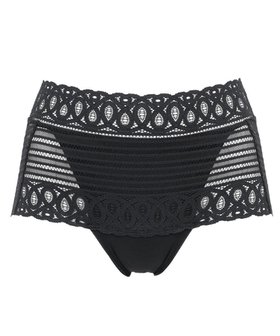 【ブラデリス ニューヨーク/BRADELIS New York】の【BRADELIS Me】Sweet Night Shorts 深履き レース ショーツ 人気、トレンドファッション・服の通販 founy(ファニー) ファッション Fashion レディースファッション Fashion for Women アンダー Underwear Essentials ショーツ Shorts, Short Pants ストレッチ Stretch, Stretchy Fabric タンブラー Tumbler, Travel Mug フィット Fit, Slim Fit フロント Front, Front Design ランジェリー Lingerie, Intimate Wear レース Lace, Lace Fabric ワイヤー Wire, Wired Bra おすすめ Recommended / Our Picks |ID:prp329100004678272