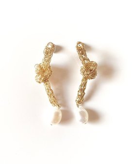 【カスミノ/CASUMINO】のyui white ピアス 人気、トレンドファッション・服の通販 founy(ファニー) ファッション Fashion レディースファッション Fashion for Women アクセサリー Fashion Accessories イヤリング Earrings かぎ針 Crochet シンプル Simple, Minimal 手編み Hand-Knitted, Handmade Knit パール Pearl, Pearl Accent ワイヤー Wire, Wired Bra |ID:prp329100004678366