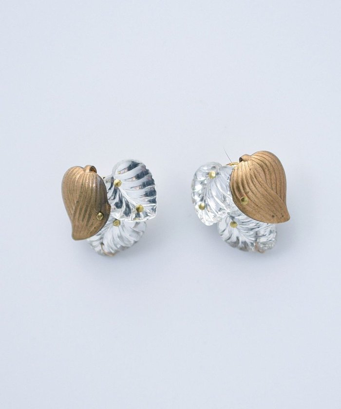 【モンシロ/monshiro】の【シルバー/ガラス】ハナミズキリーフピアス インテリア・キッズ・メンズ・レディースファッション・服の通販 founy(ファニー) https://founy.com/ ファッション Fashion レディースファッション Fashion for Women アクセサリー Fashion Accessories イヤリング Earrings ヴィンテージ Vintage Style ガラス Glass, Glassware シルバー Silver, Metallic Silver シンプル Simple, Minimal ジュエリー Jewelry, Accessories ボックス Boxy, Box Shape モチーフ Motif, Design Theme リーフ Leaf, Botanical Leaf ワイヤー Wire, Wired Bra ワーク Workwear, Utility Style クリスマス X'mas Christmas / X'mas |ID: prp329100004678372 ipo3291000000034256248