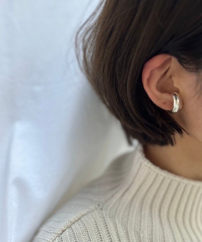 【ヨア/yoaa】のシルバー925 シンプル イヤーカフ インテリア・キッズ・メンズ・レディースファッション・服の通販 founy(ファニー) https://founy.com/ ファッション Fashion レディースファッション Fashion for Women ジュエリー Jewelry ファッションリング Fashion Rings イヤリング・フープ・ドロップタイプ Hoop, Drop & Clip Earrings アクセサリー Fashion Accessories イヤリング Earrings イヤーカフ Ear Cuffs シルバー Silver, Metallic Silver シンプル Simple, Minimal なめらか Smooth, Silky Texture おすすめ Recommended / Our Picks 日本製 Made In Japan |ID: prp329100004678546 ipo3291000000034256622
