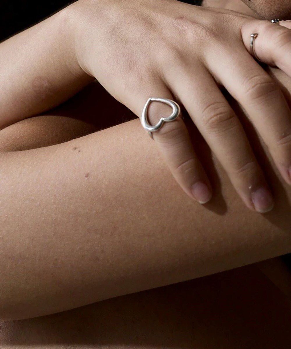 【ヨア/yoaa】の【雑誌VERY12月号掲載商品】シルバー925 ハートピンキー リング インテリア・キッズ・メンズ・レディースファッション・服の通販 founy(ファニー) 　雑誌掲載アイテム　Magazine Picks & Fashion Features　ファッション雑誌　Fashion Magazines　ヴェリィ　VERY　ファッション　Fashion　レディースファッション　Fashion for Women　ジュエリー　Jewelry　ファッションリング　Fashion Rings　12月号　December Issue　1月号　January Issue　アクセサリー　Fashion Accessories　シルバー　Silver, Metallic Silver　バランス　Balance, Style Balance　日本製　Made In Japan　雑誌　Magazine, Fashion Magazine　シルバー925|ID: prp329100004678579 ipo3291000000034188950