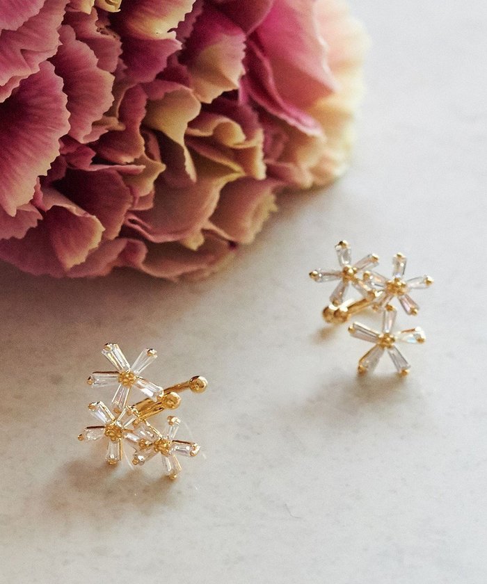 【フィービィー/phoebe】のフラワーガーデンカフイヤリング インテリア・キッズ・メンズ・レディースファッション・服の通販 founy(ファニー) https://founy.com/ ファッション Fashion レディースファッション Fashion for Women ジュエリー Jewelry ファッションリング Fashion Rings イヤリング・フープ・ドロップタイプ Hoop, Drop & Clip Earrings おすすめ Recommended / Our Picks アクセサリー Fashion Accessories イヤリング Earrings フェミニン Feminine, Girly モチーフ Motif, Design Theme 片耳 One-Ear, Single Earring |ID: prp329100004678643 ipo3291000000034256876