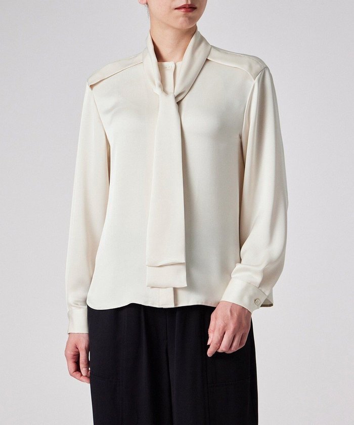 【ポール スミス/Paul Smith】のサテンボウタイ ブラウス インテリア・キッズ・メンズ・レディースファッション・服の通販 founy(ファニー) https://founy.com/ ファッション Fashion レディースファッション Fashion for Women トップス・カットソー Cut & Sew Tops シャツ・ブラウス・オフィスカジュアル Elegant Blouses & Button-Ups おすすめ Recommended / Our Picks エレガント 上品 Elegant サテン Satin, Glossy Fabric ジャケット Jacket, Outerwear マニッシュ Mannish, Boyish 夏 Summer S/S・春夏 SS, Spring/Summer, Warm Season A/W・秋冬 Autumn/Winter |ID: prp329100004679165 ipo3291000000033802473