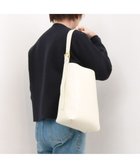 【アンビリオン/UNBILLION】のカシュカシュ cachecache / アシンメトリーバックル付きホーボーバッグ 人気、トレンドファッション・服の通販 founy(ファニー) ファッション Fashion レディースファッション Fashion for Women バッグ Bags インナー Innerwear カラフル Colorful Design ショルダー Shoulder, Shoulder Strap 財布 Wallet, Purse ハンド Hand, Handmade バケツ Bucket, Bucket Style ポーチ Pouch, Small Case ミックス Mix, Mixed Style モチーフ Motif, Design Theme 再入荷 Restock / Back in Stock おすすめ Recommended / Our Picks ビジネス 仕事 通勤 Business / Work / Commuting thumbnail アイボリー|ID: prp329100004679315 ipo3291000000033803052