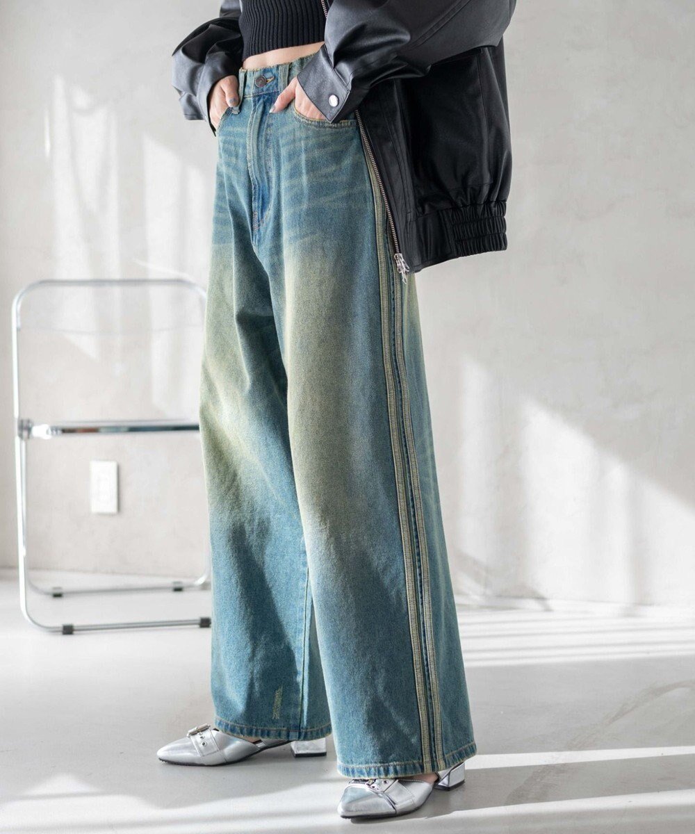 【ウィゴー/WEGO】のサイドラインワイドデニムパンツ インテリア・キッズ・メンズ・レディースファッション・服の通販 founy(ファニー) 　ファッション　Fashion　レディースファッション　Fashion for Women　パンツ　Pants & Trousers　デニムパンツ・ジーンズ・美脚デニム　Denim Jeans & Pants　春　Spring　秋　Autumn　ショート　Short, Short Length　シンプル　Simple, Minimal　スマホ　Smartphone, Mobile Device　デニム　Denim, Jeans Material　ボトム　Bottoms, Lower Wear　ルーズ　Loose, Oversized　冬　Winter / This Winter　S/S・春夏　SS, Spring/Summer, Warm Season　おすすめ　Recommended / Our Picks　夏　Summer　デニム中濃加工色|ID: prp329100004679459 ipo3291000000033803537