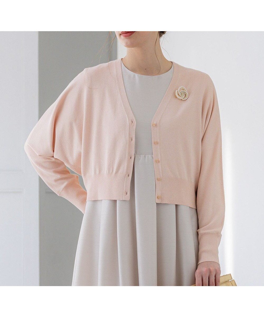 【23区/NIJYUSANKU】の【APPLAUDIR】コンパクト ドルマンスリーブ ラメカーディガン インテリア・キッズ・メンズ・レディースファッション・服の通販 founy(ファニー) ファッション Fashion レディースファッション Fashion for Women トップス・カットソー Cut & Sew Tops カーディガン・羽織り Layered Style Cardigans 春 Spring カットソー Cut and Sewn Top カーディガン Cardigan, Knitwear コンパクト Compact, Small Size シルバー Silver, Metallic Silver スリット Slit, Slit Detail ドレス Dress, One-Piece 人気 Popular, Best Seller パーティ Party, Party Style フロント Front, Front Design S/S・春夏 SS, Spring/Summer, Warm Season おすすめ Recommended / Our Picks 夏 Summer エレガント 上品 Elegant 結婚式 Wedding 2025年 2025 2025春夏・S/S Spring/Summer 2025 SS25 チークピンク|ID: prp329100004679596 ipo3291000000035636281