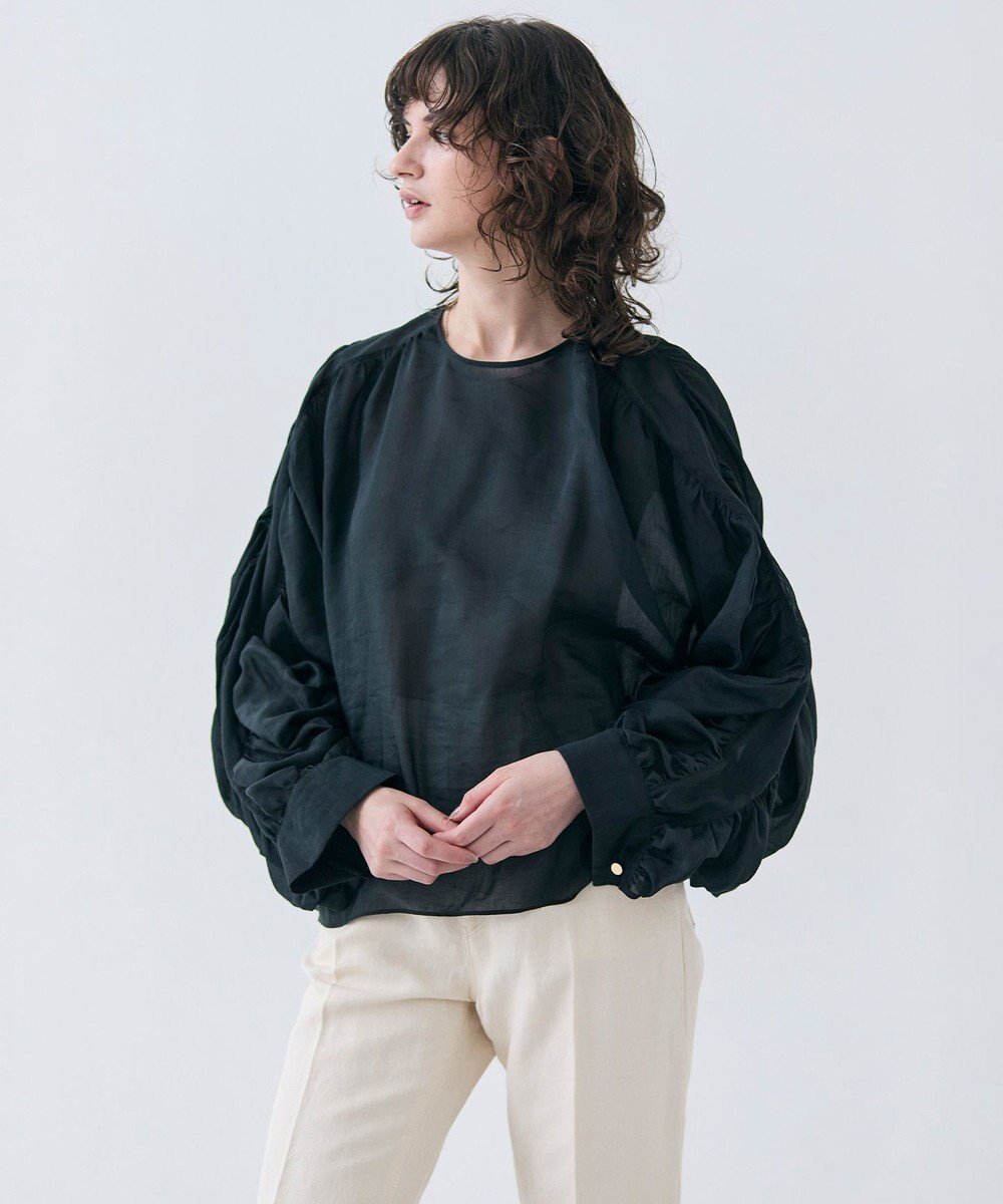 【ベイジ,/BEIGE,】の【洗える】PAULINE / タックギャザーリネンボリュームブラウス インテリア・キッズ・メンズ・レディースファッション・服の通販 founy(ファニー) 　ファッション　Fashion　レディースファッション　Fashion for Women　トップス・カットソー　Cut & Sew Tops　シャツ・ブラウス・オフィスカジュアル　Elegant Blouses & Button-Ups　ギャザー　Gathered, Ruffled　シアー　Sheer, See-Through　シンプル　Simple, Minimal　デニム　Denim, Jeans Material　リネン　Linen, Linen Fabric　ワイド　Wide, Wide Fit　夏　Summer　定番　Standard, Basic Item　春　Spring　S/S・春夏　SS, Spring/Summer, Warm Season　洗える　Machine Washable　Black|ID: prp329100004679610 ipo3291000000033804039
