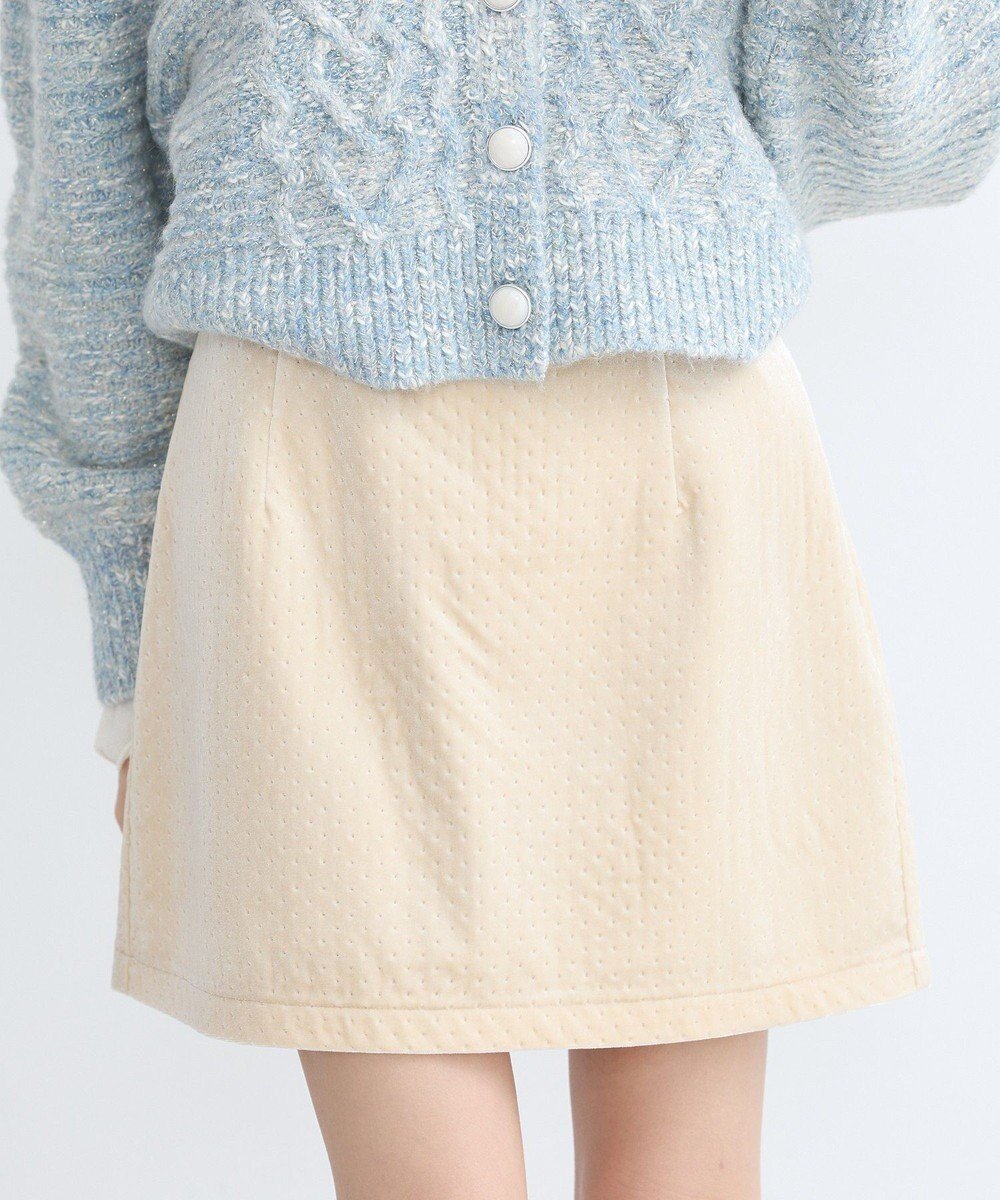 【アースミュージックアンドエコロジー/earth music&ecology】のベロアドットミニスカート インテリア・キッズ・メンズ・レディースファッション・服の通販 founy(ファニー) 　ファッション　Fashion　レディースファッション　Fashion for Women　スカート　Skirts　ミニスカート　Mini Skirts　おすすめ　Recommended / Our Picks　ドット　Polka Dot, Dot Pattern　フェミニン　Feminine, Girly　ベロア　Velour, Soft Velvet　ポケット　Pocket, Pocket Detail　ミニスカート　Mini Skirt, Short Skirt　冬　Winter / This Winter　A/W・秋冬　Autumn/Winter　Ivory|ID: prp329100004679688 ipo3291000000033804317