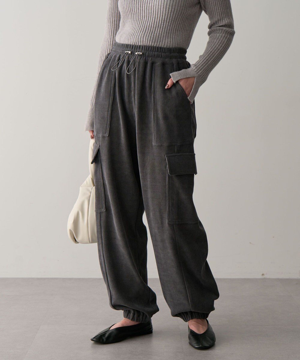 【グリーンパークス/Green Parks】の・ELENCARE DUE コーデュロイカーゴパンツ インテリア・キッズ・メンズ・レディースファッション・服の通販 founy(ファニー) 　ファッション　Fashion　レディースファッション　Fashion for Women　パンツ　Pants & Trousers　カーゴパンツ　Cargo Pants, Utility Pants　コーデュロイ　Corduroy, Cord Fabric　テクスチャー　Texture, Textured Fabric　ポケット　Pocket, Pocket Detail　ルーズ　Loose, Oversized　A/W・秋冬　Autumn/Winter　Charcoal Gray|ID: prp329100004679743 ipo3291000000033804509