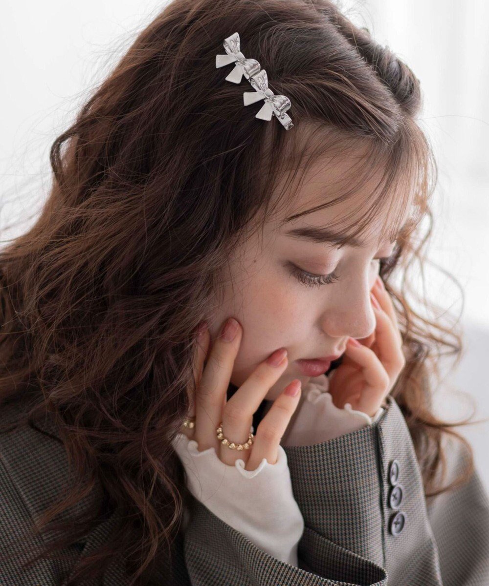 【ウィゴー/WEGO】のL2Pwリボンクリップ インテリア・キッズ・メンズ・レディースファッション・服の通販 founy(ファニー) ファッション Fashion レディースファッション Fashion for Women シュシュ&ヘアアクセ/ヘアアレンジ Scrunchies & Hair Accessories アクセサリー Fashion Accessories ガーリー Girly, Feminine Style スマホ Smartphone, Mobile Device トレンド Trend, Trending Now リボン Ribbon, Bow シルバー|ID: prp329100004679819 ipo3291000000034245998