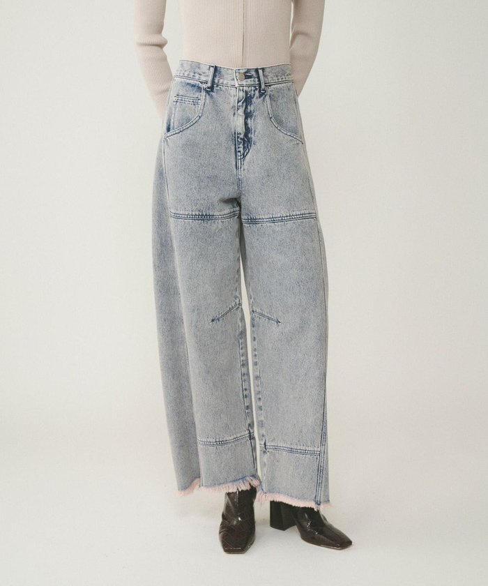 【グレース コンチネンタル/GRACE CONTINENTAL】のライン切替デニムパンツ インテリア・キッズ・メンズ・レディースファッション・服の通販 founy(ファニー) https://founy.com/ ファッション Fashion レディースファッション Fashion for Women パンツ Pants & Trousers デニムパンツ・ジーンズ・美脚デニム Denim Jeans & Pants デニム Denim, Jeans Material トレンド Trend, Trending Now 今季 This Season, Current Season 切替 Switching, Contrast Panel 夏 Summer 定番 Standard, Basic Item S/S・春夏 SS, Spring/Summer, Warm Season A/W・秋冬 Autumn/Winter |ID: prp329100004679826 ipo3291000000033804843