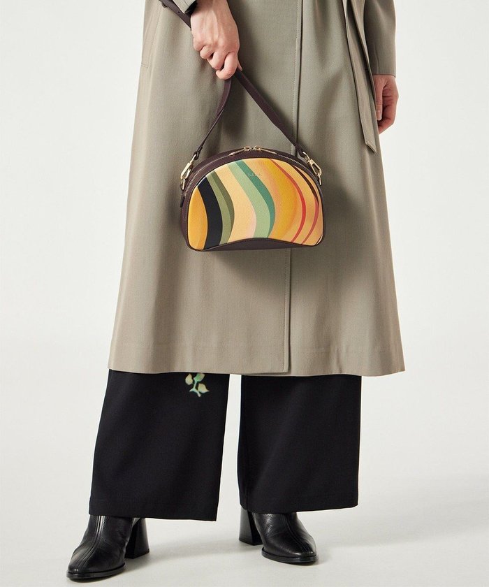 【ポール スミス/Paul Smith】のDusky Swirl カメラバッグ インテリア・キッズ・メンズ・レディースファッション・服の通販 founy(ファニー) https://founy.com/ ファッション Fashion レディースファッション Fashion for Women バッグ Bags おすすめ Recommended / Our Picks エレガント 上品 Elegant カメラ Camera Accessories スタイリッシュ Stylish, Fashionable フォルム Silhouette, Form ラップ Wrap, Wrap Design |ID: prp329100004679833 ipo3291000000033804865