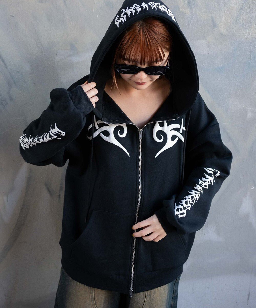 【ウィゴー/WEGO】の【裏起毛/セットアップ対応】グラフィック裏起毛ZIPビッグパーカー インテリア・キッズ・メンズ・レディースファッション・服の通販 founy(ファニー) 　ファッション　Fashion　レディースファッション　Fashion for Women　トップス・カットソー　Cut & Sew Tops　レディースパーカー・カジュアルフーディー　Casual Hoodies & Sweatshirts　セットアップ　Matching Sets　レディーストップス・ブラウス　Tops & Blouses / Assorted Women's Tops　おすすめ　Recommended / Our Picks　インナー　Innerwear　キャミ　Camisole, Cami Top　グラフィック　Graphic, Graphic Design　ショート　Short, Short Length　スマホ　Smartphone, Mobile Device　セットアップ　Set-Up, Coordinated Outfit　パーカー　Hoodie, Parka　ビッグ　Big, Oversized　冬　Winter / This Winter　秋　Autumn　A/W・秋冬　Autumn/Winter　長袖　Long Sleeve, Full Sleeve　ブラック|ID: prp329100004679846 ipo3291000000034282234