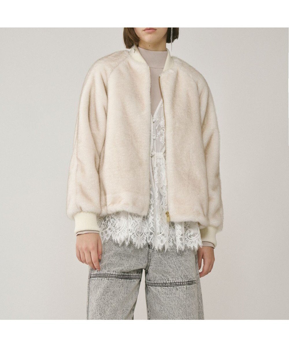 【グレース コンチネンタル/GRACE CONTINENTAL】のフェイクミンクファーブルゾン 人気、トレンドファッション・服の通販 founy(ファニー) 　ファッション　Fashion　レディースファッション　Fashion for Women　アウター　Coat / Outerwear Collection　レディースジャケット・軽アウター　Jackets　ブルゾンジャケット・スポーティアウター　Blouson Jackets　エレガント 上品　Elegant　ジャケット　Jacket, Outerwear　スポーティ　Sporty, Casual Athletic　フェイクファー　Faux Fur, Imitation Fur　ブルゾン　Blouson, Bomber Jacket　リアル　Real, Realistic　リュクス　Luxury, Elegant, High-End, Chic　A/W・秋冬　Autumn/Winter　 other-1|ID: prp329100004679974 ipo3291000000033805357