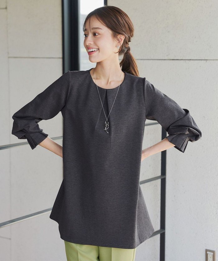 【ティアクラッセ/Tiaclasse】の【洗える】タックスリーブポンチチュニック インテリア・キッズ・メンズ・レディースファッション・服の通販 founy(ファニー) https://founy.com/ ファッション Fashion レディースファッション Fashion for Women トップス・カットソー Cut & Sew Tops シャツ・ブラウス・オフィスカジュアル Elegant Blouses & Button-Ups ロングTシャツ・Tシャツ Longline T-Shirts & Tees カットソー・ベーシックTシャツ Cut-and-Sewn Tops / Stretch Tees & Basics おすすめ Recommended / Our Picks カットソー Cut and Sewn Top チュニック Tunic, Long Top フレア Flare, Flared ポケット Pocket, Pocket Detail ラウンド Round, Round Neck 人気 Popular, Best Seller 洗える Machine Washable A/W・秋冬 Autumn/Winter |ID: prp329100004680032 ipo3291000000036256021