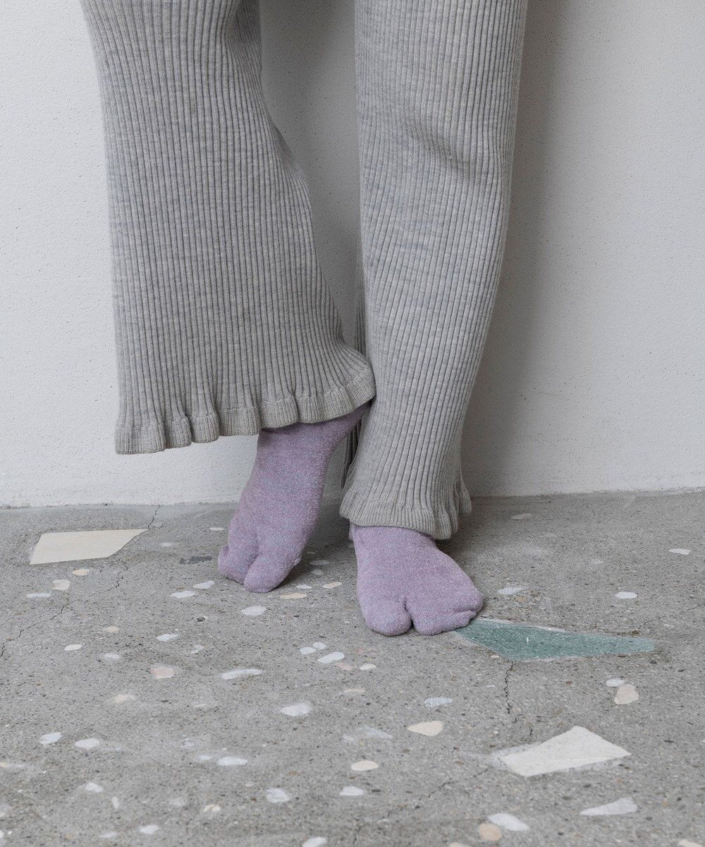 【トリコテ/Tricote】のベロアラメタビソックス 人気、トレンドファッション・服の通販 founy(ファニー) ファッション Fashion レディースファッション Fashion for Women ソックス&靴下 Socks & Hosiery レッグウェア・ストッキング Legwear & Hosiery ソックス Socks, Hosiery タンブラー Tumbler, Travel Mug ベロア Velour, Soft Velvet 無地 Plain, Solid Color A/W・秋冬 Autumn/Winter other-1|ID: prp329100004680047 ipo3291000000033805618