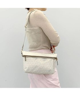 【ペレボルサ/PELLE BORSA】の2WAYショルダー Alive アライブ 4434 人気、トレンドファッション・服の通販 founy(ファニー) ファッション Fashion レディースファッション Fashion for Women コーティング Coating, Coated Finish 軽量 Lightweight, Ultra Light ショルダー Shoulder, Shoulder Strap ジャカード／ジャガード Jacquard, Woven Pattern スリム Slim, Slim Fit 財布 Wallet, Purse パターン Pattern, Design Print パール Pearl, Pearl Accent ポケット Pocket, Pocket Detail モチーフ Motif, Design Theme おすすめ Recommended / Our Picks 旅行 Travel |ID:prp329100004680109