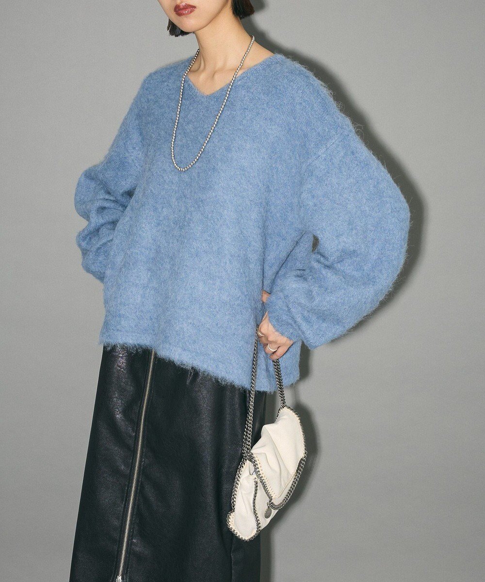 【グリーンパークス/Green Parks】のVネックニットTOPS インテリア・キッズ・メンズ・レディースファッション・服の通販 founy(ファニー) 　ファッション　Fashion　レディースファッション　Fashion for Women　トップス・カットソー　Cut & Sew Tops　ニット　Knit Tops & Sweaters　Vネックトップス　V-Neck Tops / V-Cut Neckline Shirts　おすすめ　Recommended / Our Picks　ショルダー　Shoulder, Shoulder Strap　セットアップ　Set-Up, Coordinated Outfit　セーター　Sweater, Knitwear　トレンド　Trend, Trending Now　ドロップ　Drop Shoulder, Dropped Style　フェミニン　Feminine, Girly　冬　Winter / This Winter　A/W・秋冬　Autumn/Winter　Blue|ID: prp329100004680188 ipo3291000000033806458