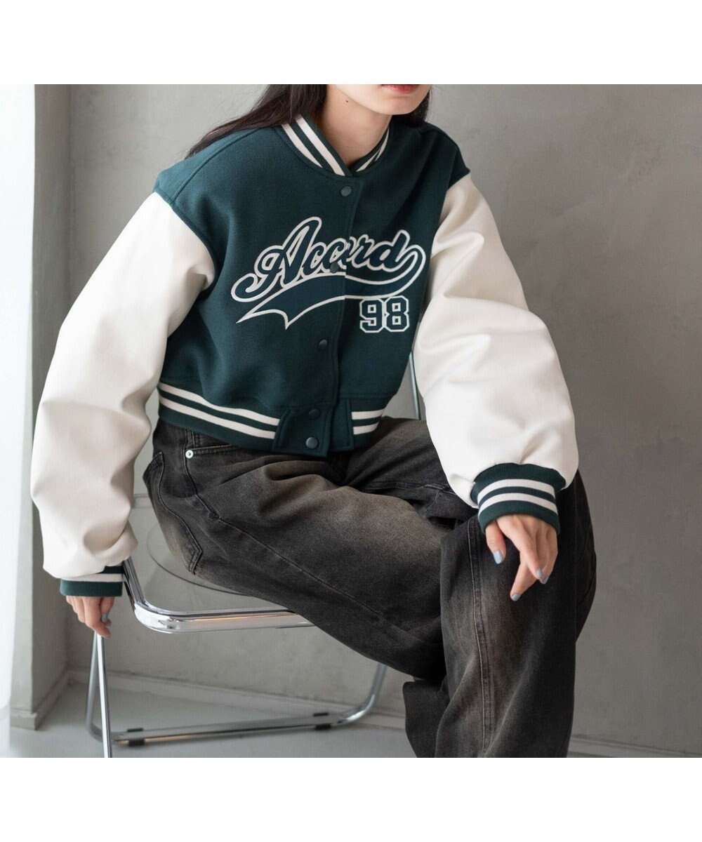 【ウィゴー/WEGO】のスタジアムロゴショートスタジャン インテリア・キッズ・メンズ・レディースファッション・服の通販 founy(ファニー) 　ファッション　Fashion　レディースファッション　Fashion for Women　アウター　Coat / Outerwear Collection　レディースジャケット・軽アウター　Jackets　カーゴパンツ　Cargo Pants, Utility Pants　切替　Switching, Contrast Panel　ショート　Short, Short Length　ジャケット　Jacket, Outerwear　スポーティ　Sporty, Casual Athletic　スマホ　Smartphone, Mobile Device　バランス　Balance, Style Balance　パーカー　Hoodie, Parka　フロント　Front, Front Design　ブルゾン　Blouson, Bomber Jacket　ワイド　Wide, Wide Fit　A/W・秋冬　Autumn/Winter　おすすめ　Recommended / Our Picks　グリーン|ID: prp329100004680226 ipo3291000000033806613