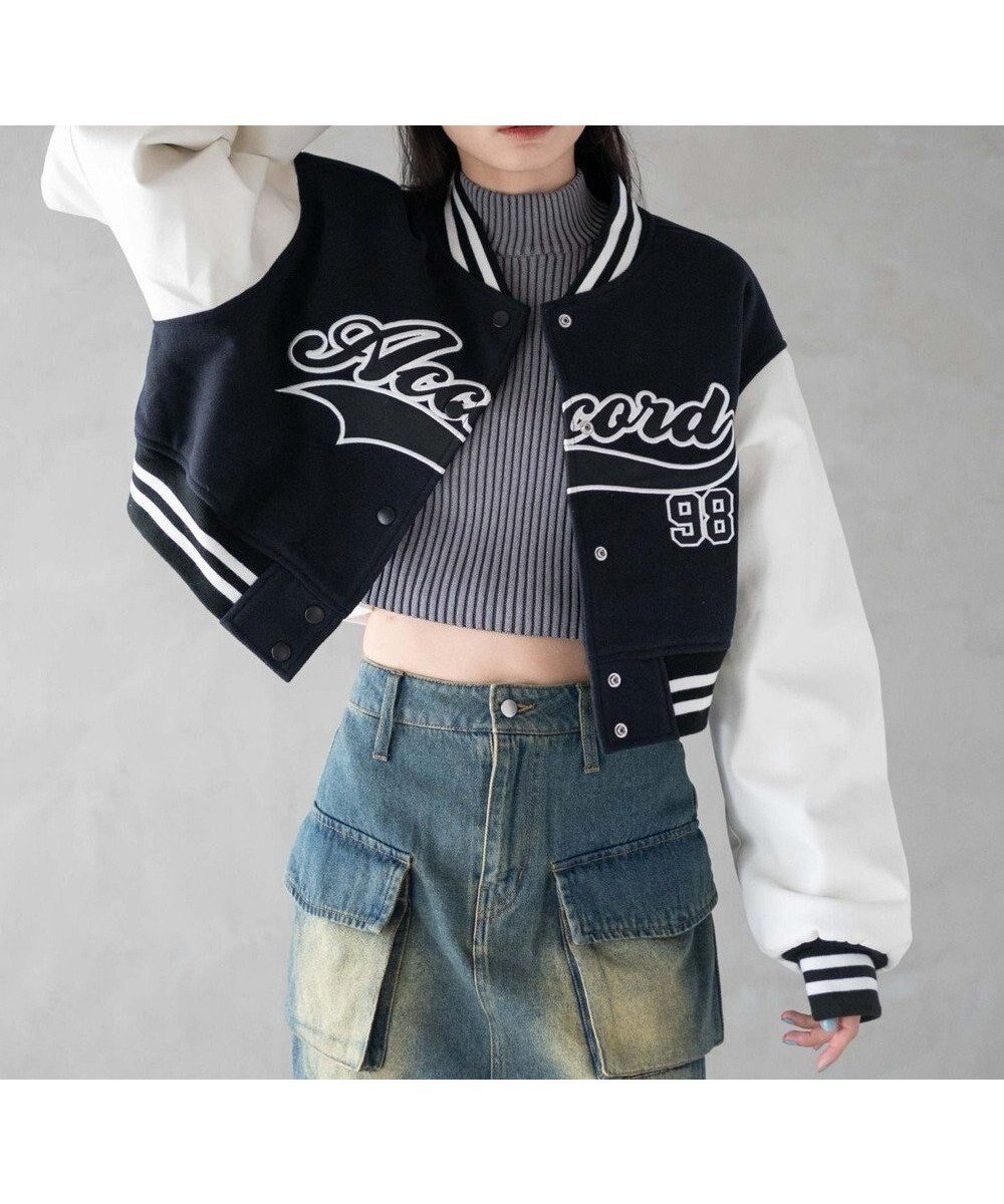 【ウィゴー/WEGO】のスタジアムロゴショートスタジャン インテリア・キッズ・メンズ・レディースファッション・服の通販 founy(ファニー) 　ファッション　Fashion　レディースファッション　Fashion for Women　アウター　Coat / Outerwear Collection　レディースジャケット・軽アウター　Jackets　カーゴパンツ　Cargo Pants, Utility Pants　切替　Switching, Contrast Panel　ショート　Short, Short Length　ジャケット　Jacket, Outerwear　スポーティ　Sporty, Casual Athletic　スマホ　Smartphone, Mobile Device　バランス　Balance, Style Balance　パーカー　Hoodie, Parka　フロント　Front, Front Design　ブルゾン　Blouson, Bomber Jacket　ワイド　Wide, Wide Fit　A/W・秋冬　Autumn/Winter　おすすめ　Recommended / Our Picks　ブラック|ID: prp329100004680226 ipo3291000000033806616