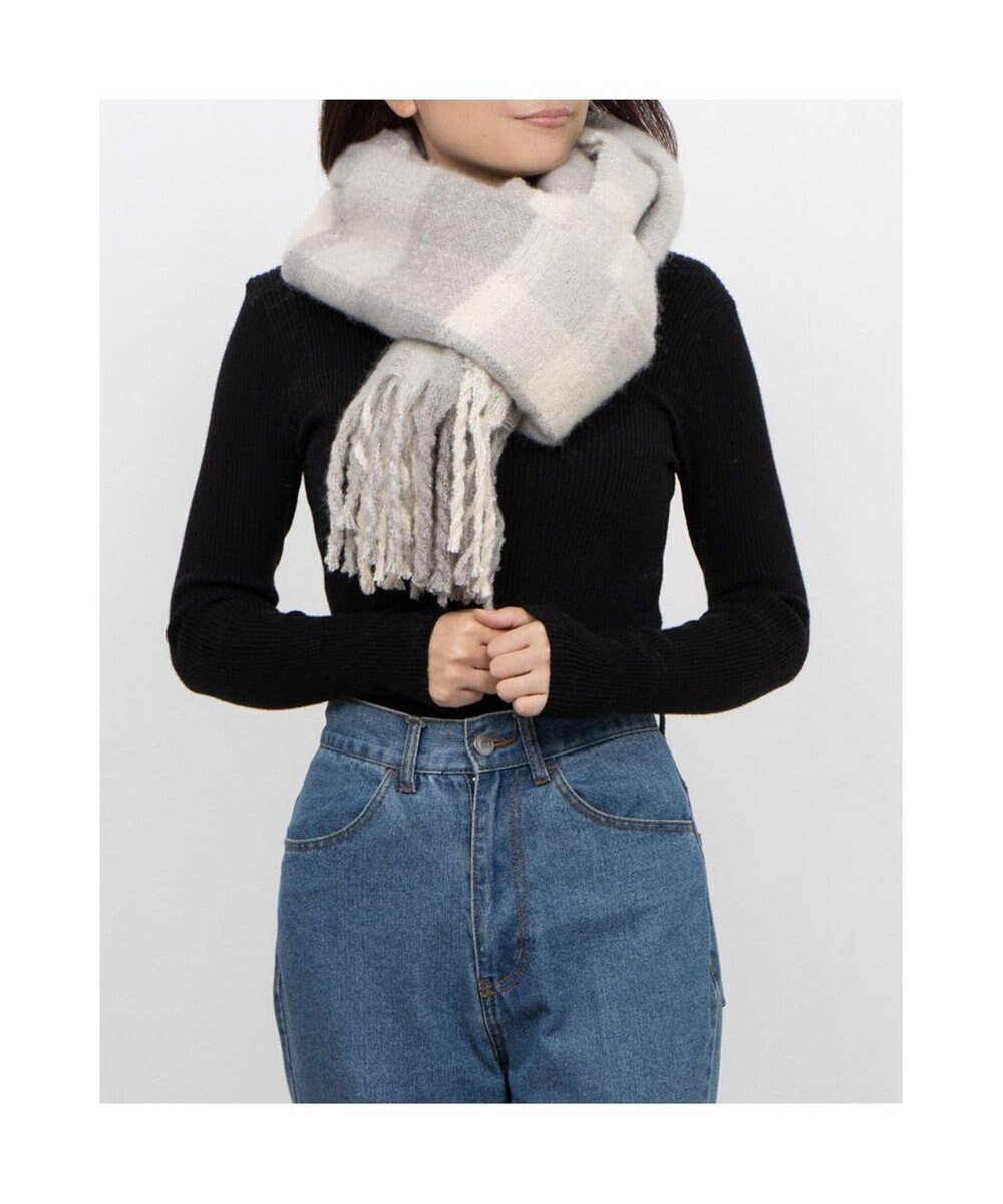 【アンビリオン/UNBILLION】のカシュネ cache nez / リサイクルポリニュートラルカラーチェックストール インテリア・キッズ・メンズ・レディースファッション・服の通販 founy(ファニー) 　ファッション　Fashion　レディースファッション　Fashion for Women　アクセサリー　Fashion Accessories　ショール　Shawl, Wrap　スカーフ　Scarf, Neckwear　ストール　Stole, Wrap　スヌード　Snood, Infinity Scarf　チェック　Check, Plaid, Tartan　トレンド　Trend, Trending Now　ハンド　Hand, Handmade　フリンジ　Fringe, Tassel　ベーシック　Basic, Essential　帽子　Hat, Headwear　防寒　Cold Protection, Winter-Ready　マフラー　Scarf, Muffler　モコモコ　Fuzzy, Fluffy　モチーフ　Motif, Design Theme　A/W・秋冬　Autumn/Winter　S/S・春夏　SS, Spring/Summer, Warm Season　再入荷　Restock / Back in Stock　夏　Summer　クリスマス X'mas　Christmas / X'mas　ギフト プレゼント　Gift / Present　ライトグレー|ID: prp329100004680367 ipo3291000000033807114