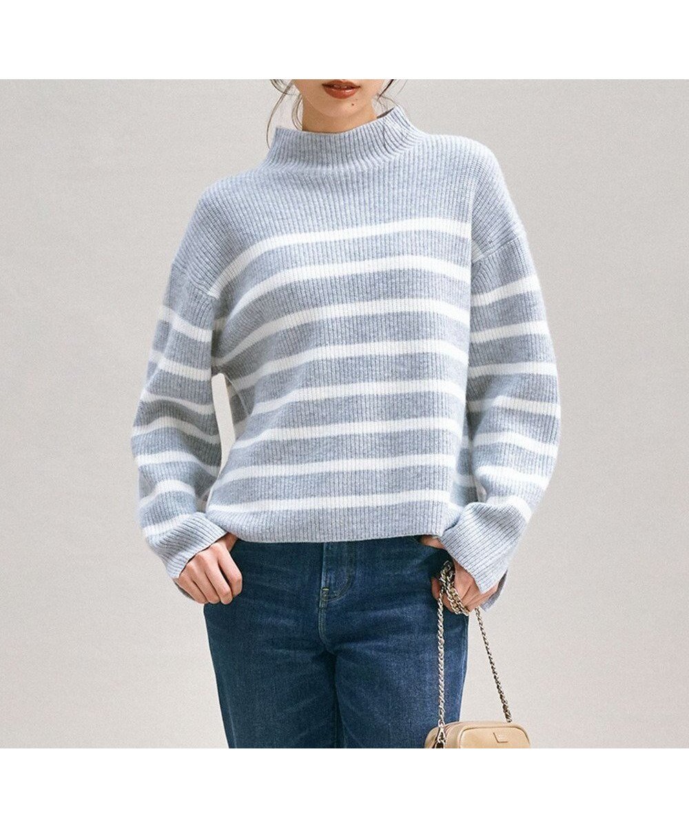 【23区/NIJYUSANKU】の【Oggi2月号掲載/洗える】ウールカシミヤ ボーダー ニット インテリア・キッズ・メンズ・レディースファッション・服の通販 founy(ファニー) 　雑誌掲載アイテム　Magazine Picks & Fashion Features　ファッション雑誌　Fashion Magazines　オッジ　Oggi　ファッション　Fashion　レディースファッション　Fashion for Women　トップス・カットソー　Cut & Sew Tops　ニット　Knit Tops & Sweaters　インナー　Innerwear　洗える　Machine Washable　畦　Ribbed Knit　カットソー　Cut and Sewn Top　スリット　Slit, Slit Detail　セーター　Sweater, Knitwear　雑誌　Magazine, Fashion Magazine　ダウン　Down, Puffer　2月号　February Issue, Feb. Edition　ハイネック　High Neck, Mock Neck　バランス　Balance, Style Balance　ベーシック　Basic, Essential　ボーダー　Border, Stripe　ワンポイント　One Point, Statement Accent　冬　Winter / This Winter　A/W・秋冬　Autumn/Winter　おすすめ　Recommended / Our Picks　ライトグレー×オフ|ID: prp329100004680432 ipo3291000000033807355
