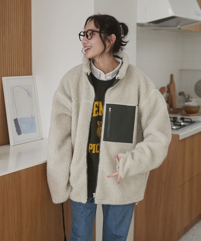 【ウィゴー/WEGO】の【ユニセックス着用ITEM/SMLサイズ展開】ボアブルゾン インテリア・キッズ・メンズ・レディースファッション・服の通販 founy(ファニー) https://founy.com/ ファッション Fashion レディースファッション Fashion for Women アウター Coat / Outerwear Collection レディースジャケット・軽アウター Jackets ブルゾンジャケット・スポーティアウター Blouson Jackets インナー Innerwear 秋 Autumn カーゴパンツ Cargo Pants, Utility Pants シンプル Simple, Minimal ジャケット Jacket, Outerwear スウェット / スエット Sweatshirt, Sweatwear スマホ Smartphone, Mobile Device ダウン Down, Puffer デニム Denim, Jeans Material ドローコード Drawcord, Drawstring Cord 定番 Standard, Basic Item ブルゾン Blouson, Bomber Jacket 防寒 Cold Protection, Winter-Ready 冬 Winter / This Winter A/W・秋冬 Autumn/Winter おすすめ Recommended / Our Picks |ID: prp329100004680546 ipo3291000000033807773