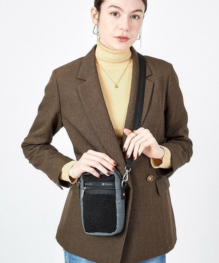【レスポートサック/LeSportsac】のDENIM PHONE CROSSBODY/ブラックデニム/ブラックシェルパ インテリア・キッズ・メンズ・レディースファッション・服の通販 founy(ファニー) https://founy.com/ ファッション Fashion レディースファッション Fashion for Women クール Cool, Chic コレクション Collection, Seasonal Line コンパクト Compact, Small Size 軽量 Lightweight, Ultra Light ショルダー Shoulder, Shoulder Strap デニム Denim, Jeans Material 人気 Popular, Best Seller プリント Print, Printed Pattern ポケット Pocket, Pocket Detail ポシェット Pochette, Mini Bag ポーチ Pouch, Small Case スマホケース Smartphone Case |ID: prp329100004680593 ipo3291000000033807939