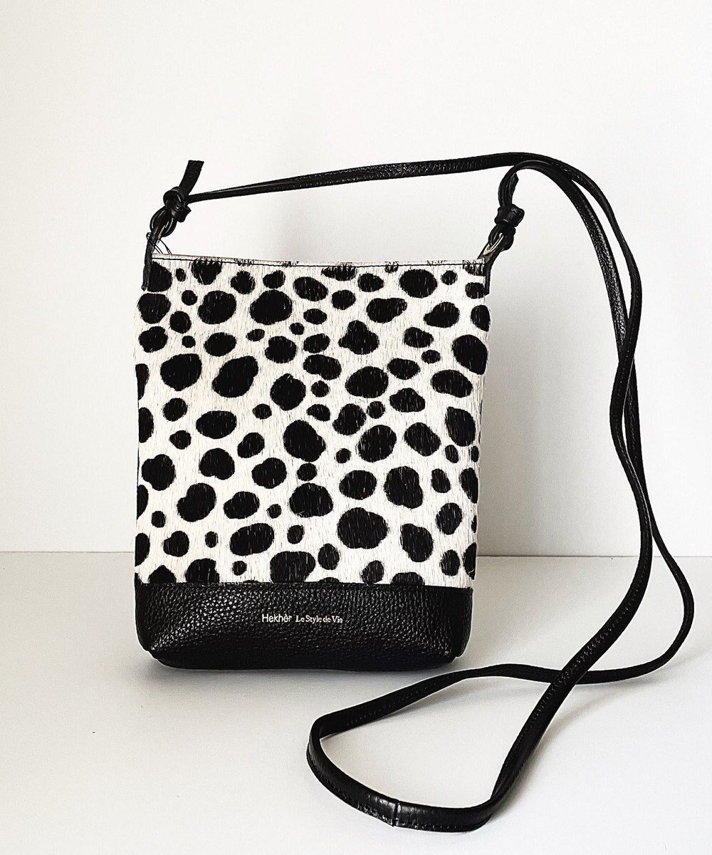 【エクエル ル スティル デヴィ/Hekher Le Style de Vie】の【日本製】ハラコ×シュリンクレザー ショルダーバッグ インテリア・キッズ・メンズ・レディースファッション・服の通販 founy(ファニー) 　ファッション　Fashion　レディースファッション　Fashion for Women　バッグ　Bags　エレガント 上品　Elegant　ショルダー　Shoulder, Shoulder Strap　財布　Wallet, Purse　ハンド　Hand, Handmade　フィット　Fit, Slim Fit　ポケット　Pocket, Pocket Detail　レオパード　Leopard, Animal Print　日本製　Made In Japan　ダルメシアン|ID: prp329100004680598 ipo3291000000033807956