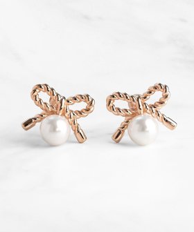 【トッカ/TOCCA】のPROMISE PEARL RIBBON EARRINGS イヤリング 人気、トレンドファッション・服の通販 founy(ファニー) ファッション Fashion レディースファッション Fashion for Women ジュエリー Jewelry ファッションリング Fashion Rings イヤリング・フープ・ドロップタイプ Hoop, Drop & Clip Earrings 2025年 2025 2025春夏・S/S Spring/Summer 2025 SS25 アクセサリー Fashion Accessories アンティーク Antique-Inspired イエロー Yellow イヤリング Earrings シルバー Silver, Metallic Silver テクスチャー Texture, Textured Fabric パール Pearl, Pearl Accent ビジュー Bijou, Jewel-like Accent フェミニン Feminine, Girly モチーフ Motif, Design Theme リボン Ribbon, Bow エレガント 上品 Elegant 夏 Summer S/S・春夏 SS, Spring/Summer, Warm Season |ID:prp329100004680632