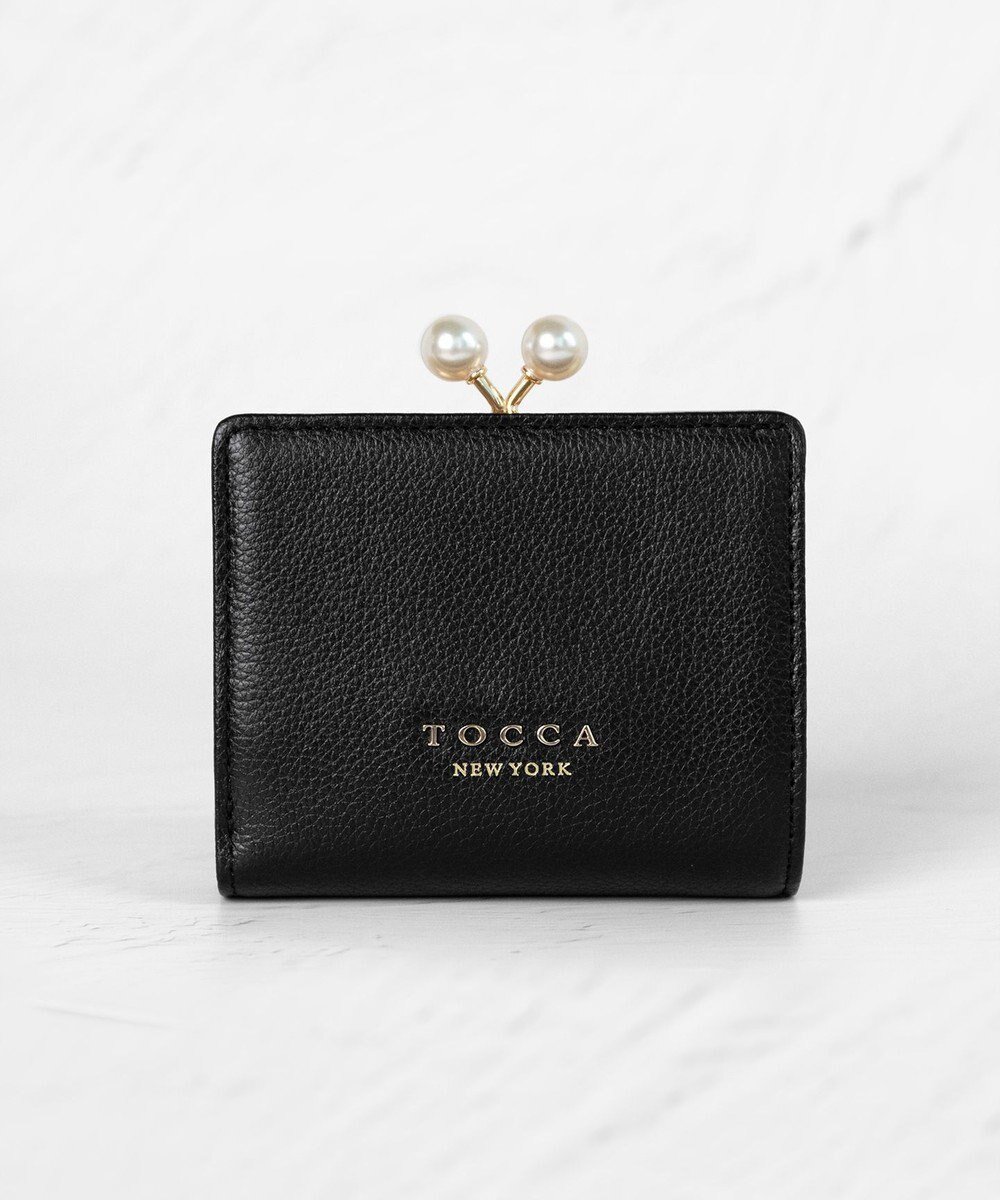 【トッカ/TOCCA】のPOINT OF PEARL BIIFOLOD WALLET 2つ折り財布 インテリア・キッズ・メンズ・レディースファッション・服の通販 founy(ファニー) ファッション Fashion レディースファッション Fashion for Women ミニ財布・二つ折り財布 Wallets & Card Cases ウォレット Wallet コンパクト Compact, Small Size 財布 Wallet, Purse パール Pearl, Pearl Accent フェミニン Feminine, Girly ポケット Pocket, Pocket Detail メタル Metal, Metal Parts モダン Modern, Contemporary S/S・春夏 SS, Spring/Summer, Warm Season おすすめ Recommended / Our Picks 夏 Summer 2025年 2025 2025春夏・S/S Spring/Summer 2025 SS25 ブラック系|ID: prp329100004680638 ipo3291000000033808109