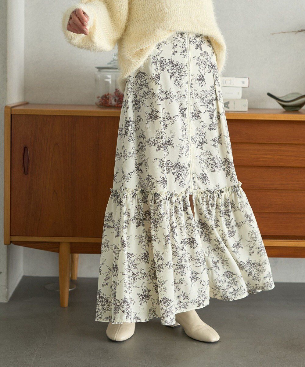 【アースミュージックアンドエコロジー/earth music&ecology】のフロントZIPティアードスカート 人気、トレンドファッション・服の通販 founy(ファニー) 　ファッション　Fashion　レディースファッション　Fashion for Women　スカート　Skirts　ティアードスカート　Tiered Skirts　おすすめ　Recommended / Our Picks　ティアードスカート　Tiered Skirt, Flounced Skirt　フィット　Fit, Slim Fit　フェミニン　Feminine, Girly　フラワー　Flower, Floral　フロント　Front, Front Design　ポケット　Pocket, Pocket Detail　無地　Plain, Solid Color　A/W・秋冬　Autumn/Winter　 other-1|ID: prp329100004680666 ipo3291000000033808195