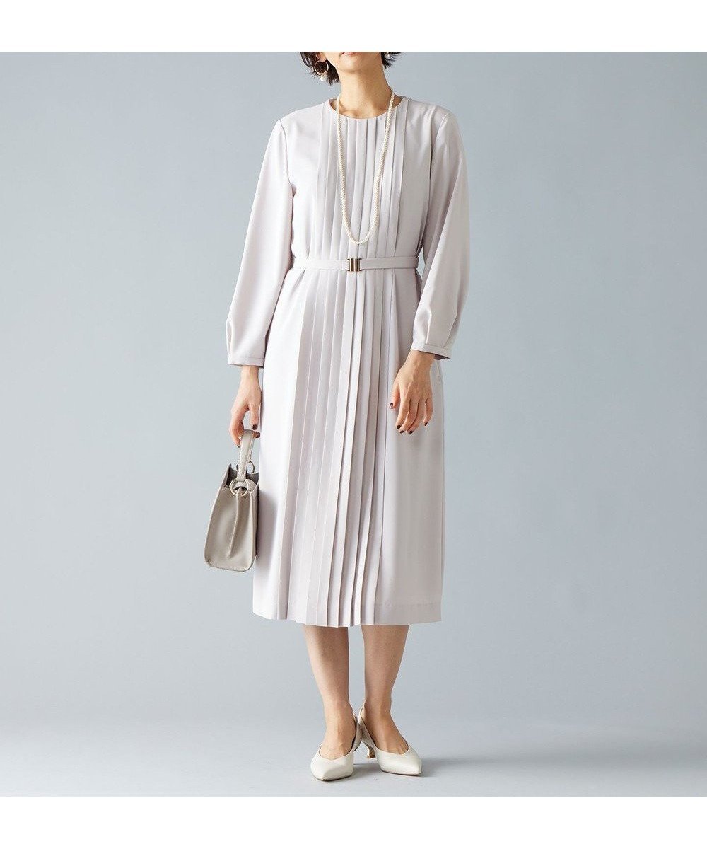 【自由区/JIYU-KU】の【ご好評につき追加生産・洗える】ライトサテン ワンピース インテリア・キッズ・メンズ・レディースファッション・服の通販 founy(ファニー) 　ファッション　Fashion　レディースファッション　Fashion for Women　ワンピース　Dresses　おすすめ　Recommended / Our Picks　サテン　Satin, Glossy Fabric　フォーマル　Formal, Dressy　フロント　Front, Front Design　プリーツ　Pleats, Pleated　夏　Summer　春　Spring　S/S・春夏　SS, Spring/Summer, Warm Season　洗える　Machine Washable　無地　Plain, Solid Color　ライトグレー系|ID: prp329100004680809 ipo3291000000036260460