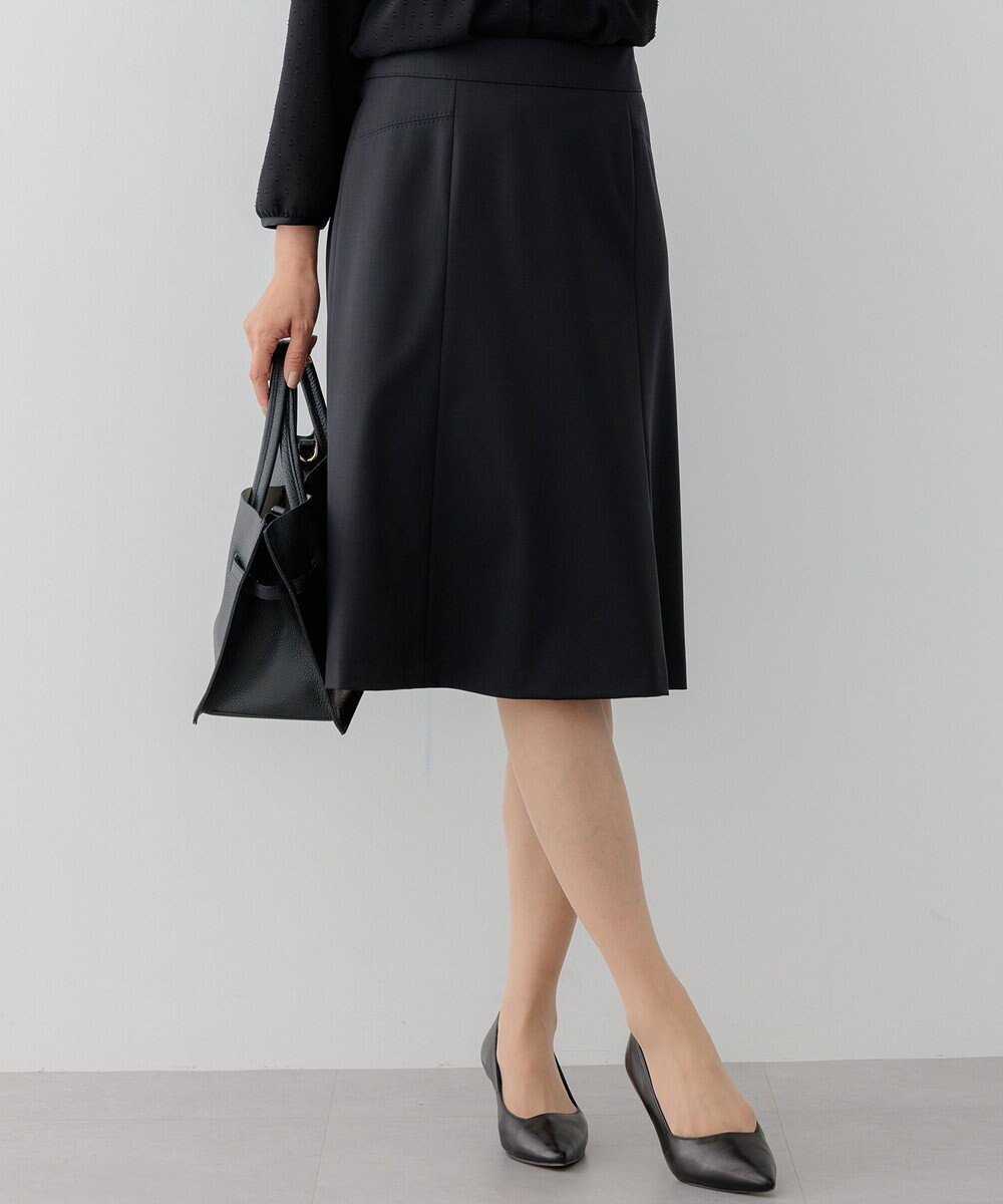 【23区/NIJYUSANKU】の【セットアップ対応】ラフィーネウール フレア スカート インテリア・キッズ・メンズ・レディースファッション・服の通販 founy(ファニー) 　ファッション　Fashion　レディースファッション　Fashion for Women　セットアップ　Matching Sets　スカート・ミニ/ミディ/マキシ　Skirts / Mini, Midi & Maxi Skirts　スカート　Skirts　Aライン・フレアスカート　A-Line & Flared Skirts　ジャケット　Jacket, Outerwear　ストレッチ　Stretch, Stretchy Fabric　スーツ　Suit, Formalwear　セットアップ　Set-Up, Coordinated Outfit　タイトスカート　Pencil Skirt, Tight Skirt　定番　Standard, Basic Item　フレア　Flare, Flared　ベーシック　Basic, Essential　無地　Plain, Solid Color　ワイド　Wide, Wide Fit　A/W・秋冬　Autumn/Winter　S/S・春夏　SS, Spring/Summer, Warm Season　夏　Summer　エレガント 上品　Elegant　ブラック系|ID: prp329100004680907 ipo3291000000033809293