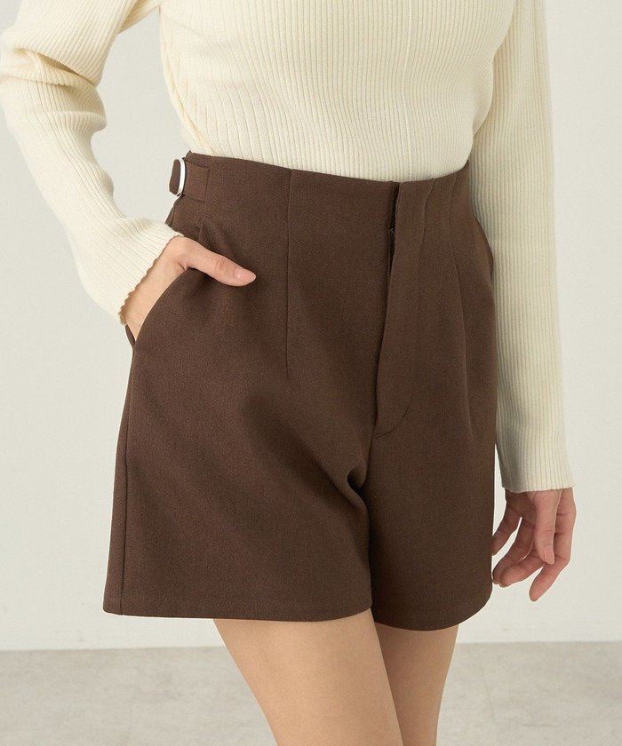 【アースミュージックアンドエコロジー/earth music&ecology】のサイドベルトショートパンツ インテリア・キッズ・メンズ・レディースファッション・服の通販 founy(ファニー) https://founy.com/ ファッション Fashion レディースファッション Fashion for Women パンツ Pants & Trousers ショートパンツ・ハーフパンツ High-Waisted & Relaxed Shorts ベルト&ウエストマーク Belts & Waist Accessories おすすめ Recommended / Our Picks ショート Short, Short Length フィット Fit, Slim Fit ベーシック Basic, Essential ポケット Pocket, Pocket Detail A/W・秋冬 Autumn/Winter |ID: prp329100004681185 ipo3291000000034231000