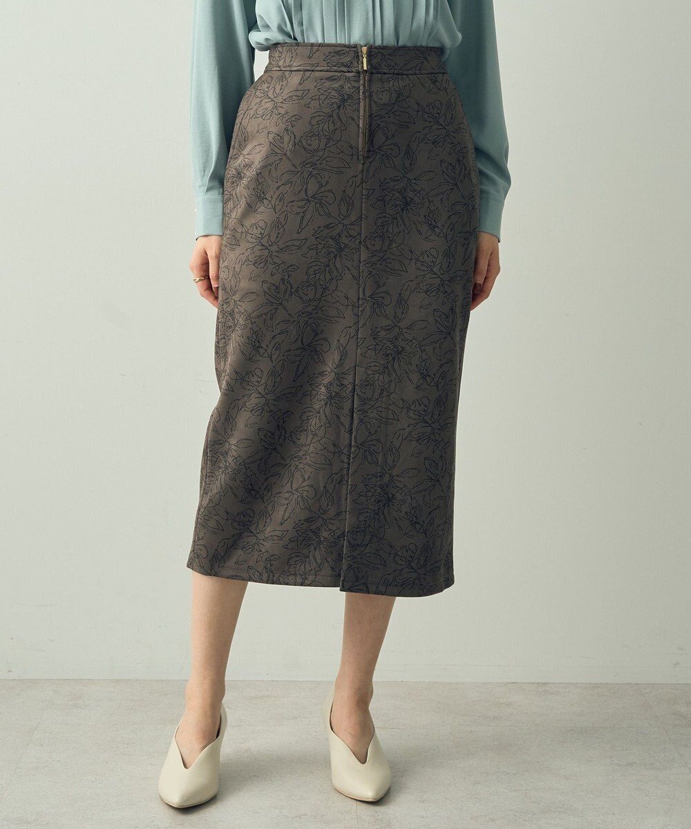 【イェッカ ヴェッカ/YECCA VECCA】のフラワー柄フェイクスエードスカート インテリア・キッズ・メンズ・レディースファッション・服の通販 founy(ファニー) 　ファッション　Fashion　レディースファッション　Fashion for Women　スカート　Skirts　おすすめ　Recommended / Our Picks　ストレッチ　Stretch, Stretchy Fabric　スリット　Slit, Slit Detail　センター　Center, Center Line　フラワー　Flower, Floral　ポケット　Pocket, Pocket Detail　エレガント 上品　Elegant　A/W・秋冬　Autumn/Winter　Charcoal Gray|ID: prp329100004681392 ipo3291000000034231804