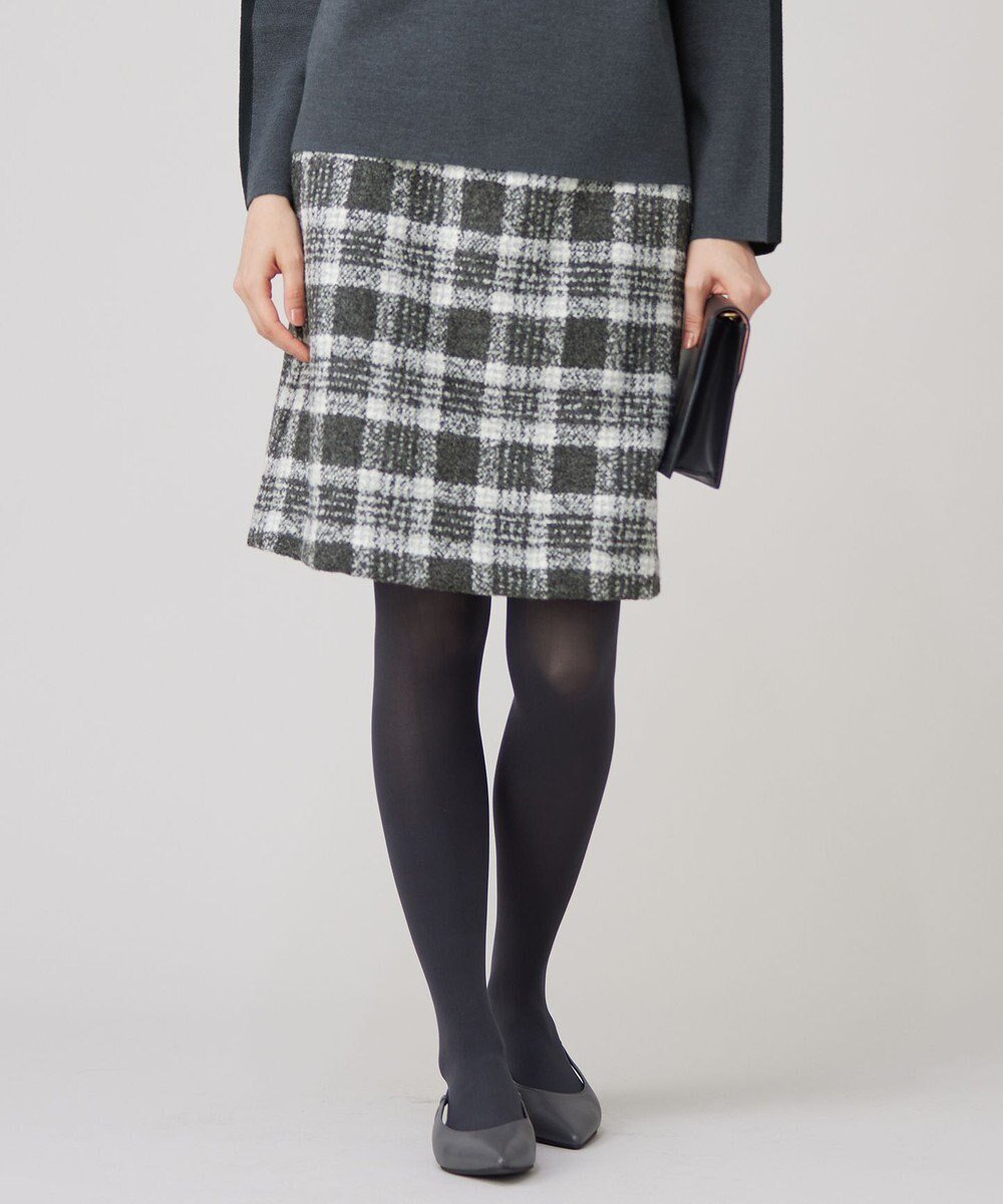 【自由区/JIYU-KU】のBALLIループミルドチェック スカート インテリア・キッズ・メンズ・レディースファッション・服の通販 founy(ファニー) 　ファッション　Fashion　レディースファッション　Fashion for Women　スカート　Skirts　イタリア　Italy　シンプル　Simple, Minimal　タイツ　Tights, Legwear　チェック　Check, Plaid, Tartan　ツイード　Twill, Twill Weave　トレンド　Trend, Trending Now　フラット　Flat, Flat Shoes　別注　Limited Edition, Custom Order　ミニスカート　Mini Skirt, Short Skirt　ループ　Loop, Loop Knit　ロング　Long, Long-Length　A/W・秋冬　Autumn/Winter　おすすめ　Recommended / Our Picks　グレー×オフ|ID: prp329100004681545 ipo3291000000034231365