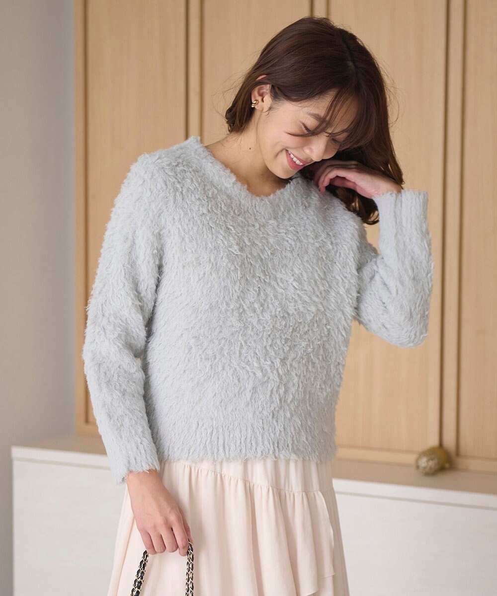 【フェルゥ/Feroux】の【洗える】シャギーVネック ニット インテリア・キッズ・メンズ・レディースファッション・服の通販 founy(ファニー) 　ファッション　Fashion　レディースファッション　Fashion for Women　トップス・カットソー　Cut & Sew Tops　ニット　Knit Tops & Sweaters　Vネックトップス　V-Neck Tops / V-Cut Neckline Shirts　おすすめ　Recommended / Our Picks　セーター　Sweater, Knitwear　ボトム　Bottoms, Lower Wear　冬　Winter / This Winter　洗える　Machine Washable　A/W・秋冬　Autumn/Winter　ライトグレー系|ID: prp329100004681843 ipo3291000000033813770