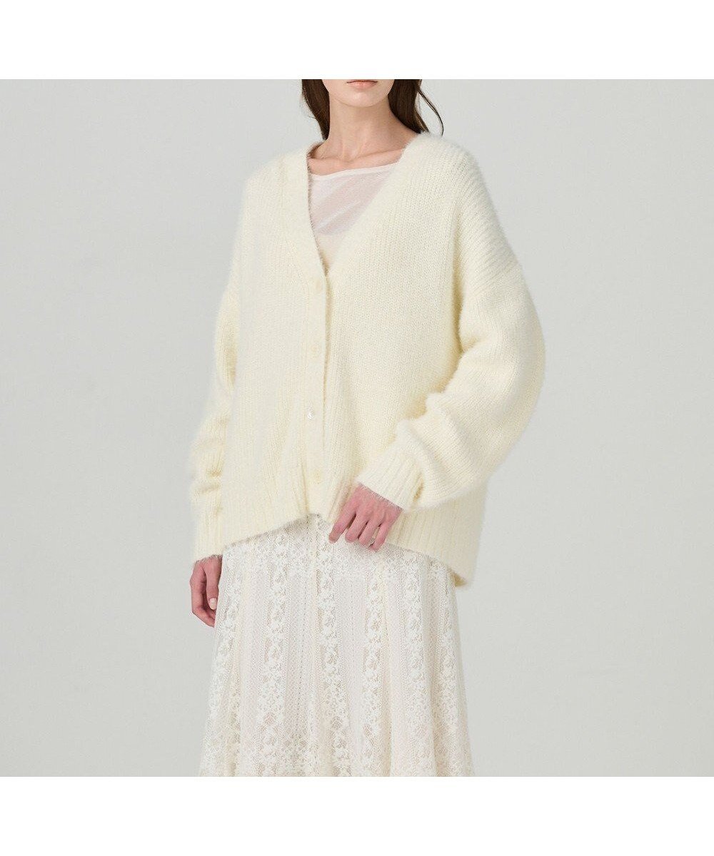 【グレース コンチネンタル/GRACE CONTINENTAL】のフェザールーズニットカーディガン 人気、トレンドファッション・服の通販 founy(ファニー) ファッション Fashion レディースファッション Fashion for Women トップス・カットソー Cut & Sew Tops ニット Knit Tops & Sweaters カーディガン・羽織り Layered Style Cardigans とろみ Fluid, Flowy Fabric カーディガン Cardigan, Knitwear フェザー Feather, Feather Detail 冬 Winter / This Winter 畦 Ribbed Knit A/W・秋冬 Autumn/Winter other-1|ID: prp329100004681904 ipo3291000000033814095