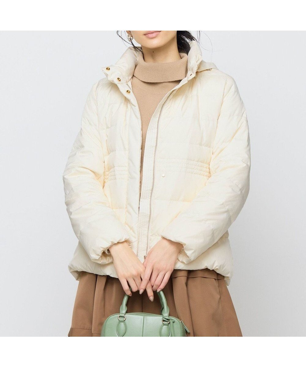 【組曲/KUMIKYOKU】のライトタフタショートダウンコート インテリア・キッズ・メンズ・レディースファッション・服の通販 founy(ファニー) 　ファッション　Fashion　レディースファッション　Fashion for Women　アウター　Coat / Outerwear Collection　コート・ロングコート・ピーコート　Long Coats, Peacoats & More　レディースジャケット・軽アウター　Jackets　ダウンジャケット・軽量ダウン　Warm & Lightweight Down Jackets　軽量　Lightweight, Ultra Light　ショート　Short, Short Length　シンプル　Simple, Minimal　ジャケット　Jacket, Outerwear　スタンド　Stand Collar, Upright Stand　タフタ　Taffeta, Structured Fabric　ダウン　Down, Puffer　ツイード　Twill, Twill Weave　バランス　Balance, Style Balance　パターン　Pattern, Design Print　プリント　Print, Printed Pattern　防寒　Cold Protection, Winter-Ready　無地　Plain, Solid Color　リラックス　Relax, Relaxed Fit　ロング　Long, Long-Length　ワイド　Wide, Wide Fit　A/W・秋冬　Autumn/Winter　エレガント 上品　Elegant　【WEB限定】アイボリー系9|ID: prp329100004681919 ipo3291000000035709260